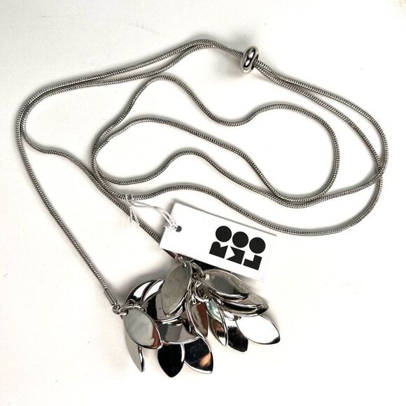 ROMOLO Tori Leaf Lariat Necklace Silver Tone NWT - Picture 2 of 3
